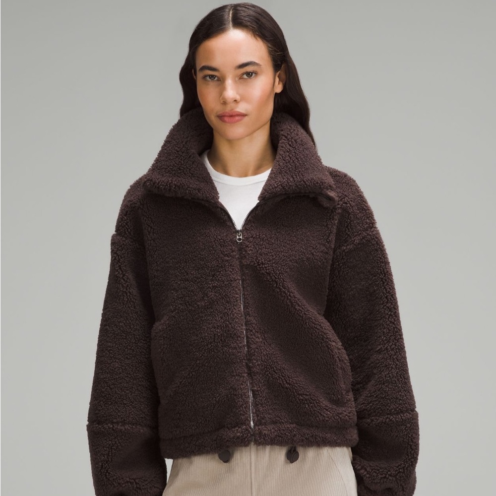 Lululemon Cinchable Fleece Zip Up size 6